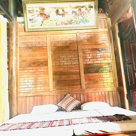 Minh Ngoc Homestay Dien Bien Phu Ban Him Lom Exterior photo