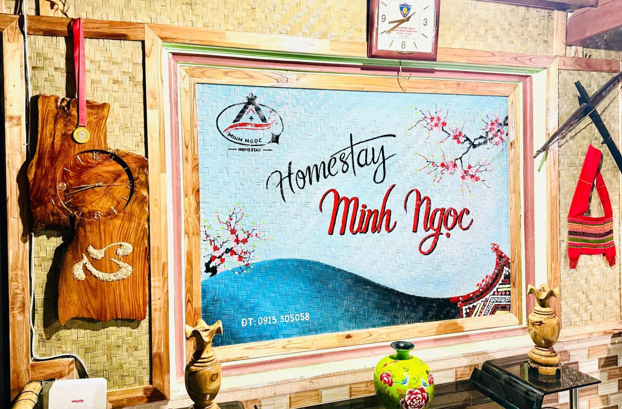 Minh Ngoc Homestay Dien Bien Phu Ban Him Lom Exterior photo