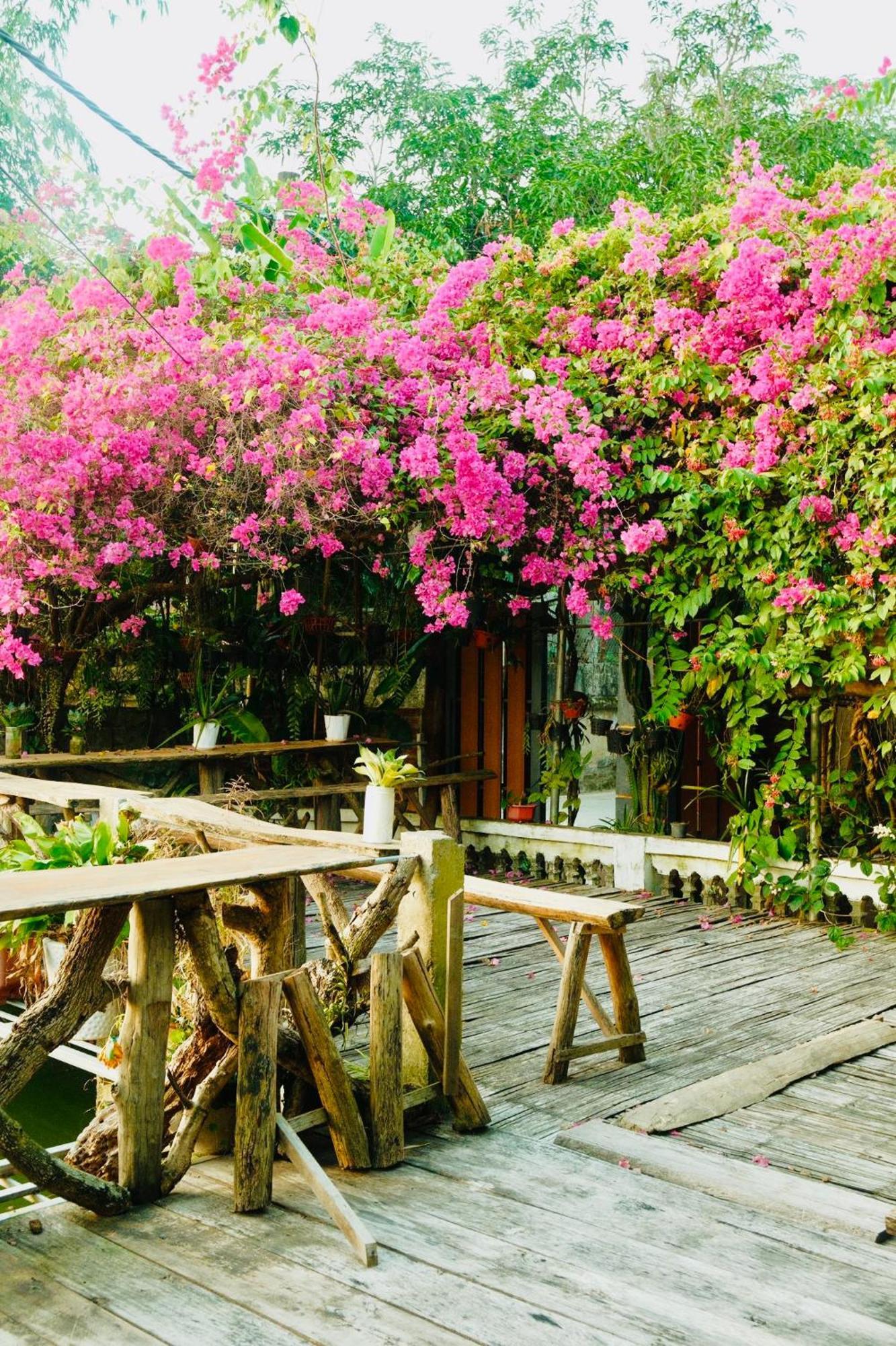 Minh Ngoc Homestay Dien Bien Phu Ban Him Lom Exterior photo
