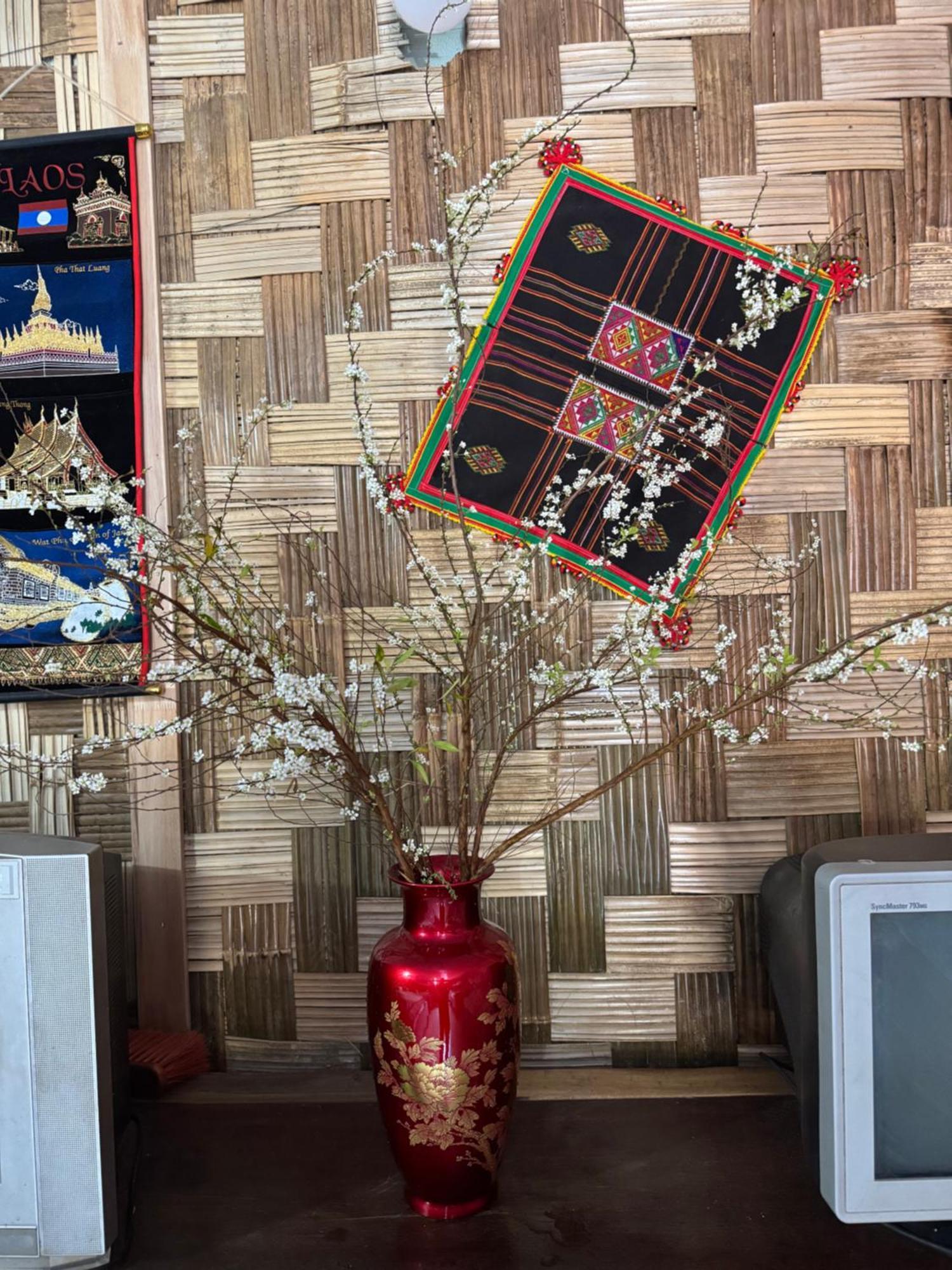 Minh Ngoc Homestay Dien Bien Phu Ban Him Lom Exterior photo